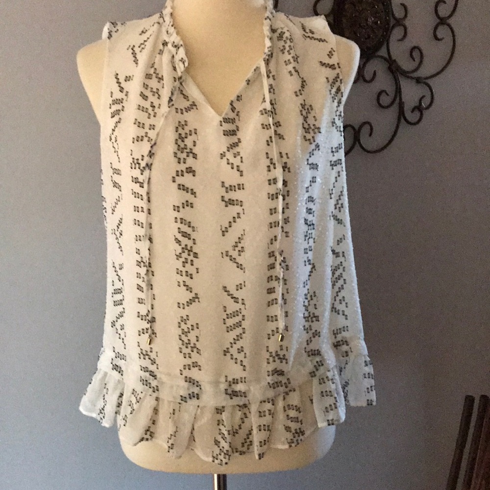 Sleeveless blouse